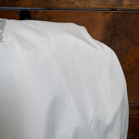 Vintage Retro Reebok Ivory Zip-Front Bomber Jacket with Textured Trim - Picture 11 of 11